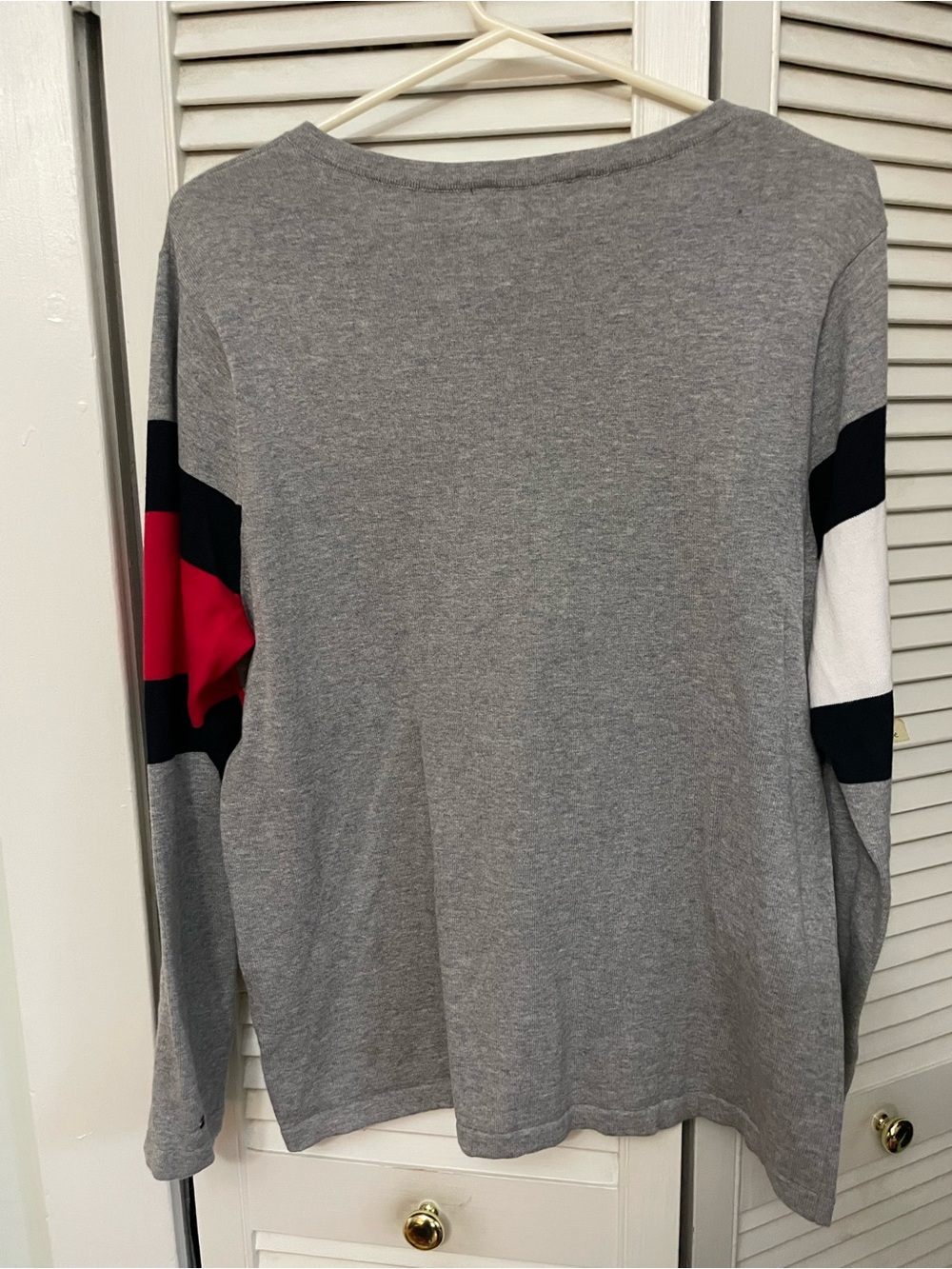 Tommy Hilfiger ladies sweater